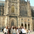 Las chicas de la delegaci�n mexicana en el Castillo de Praga - delante de la Catedral de San Vito 14/9/16