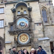 El 19 de Diciembre de 2018 delante del Reloj Astron�mico con do�a Elsa, su marido Ibrahim, hija Elsa e hijo Omar, haciendo MI SE�AL - El !W!